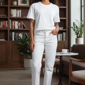 White House Black Market Women's White Silver Straight Leg Jeans size 0